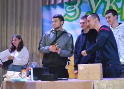 Гроші на ЗСУ, призи — учасникам: На факультеті менеджменту провели благодійну лотерею