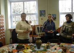 Гортаючи календар