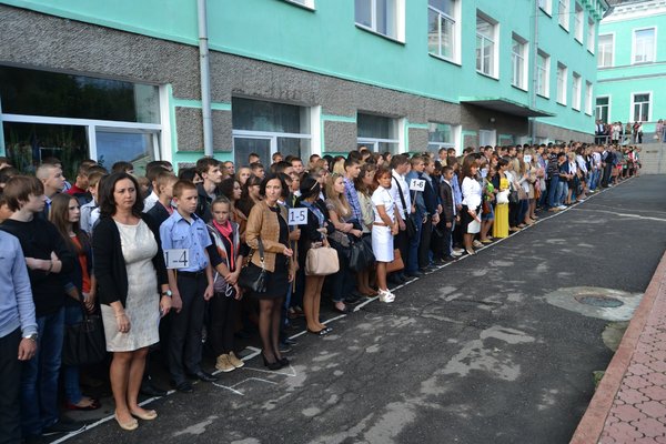 День знань в агротехнічному коледжі Уманського НУС