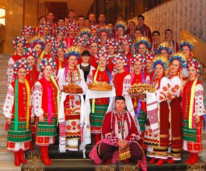 Ансамбль пісні і танцю «Хлібодари»