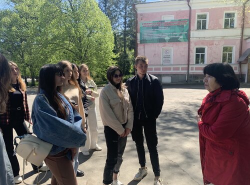 Крокувати стежками історії: екскурсія історичною частиною Уманського національного університету садівництва
