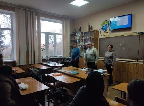 Уманським школярам - про Уманський НУС та про геодезію 