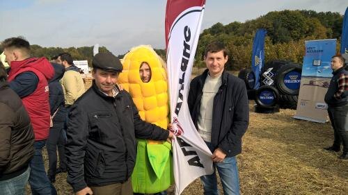 Студенти відвідали День Кукурудзи