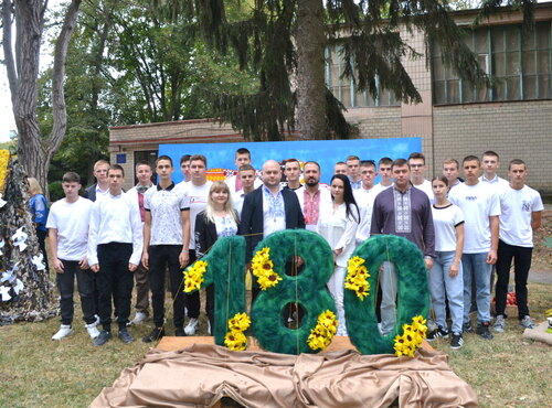 3Вітаємо першокурсників з посвятою у студенти та зі 180 річницею Уманського національного університету садівництва!