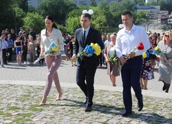 Холоне серце, як згадаю, що не в Україні поховають.
