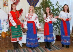 До дитячого притулку завітав Святий Миколай