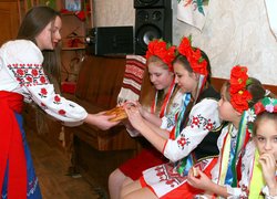 До дитячого притулку завітав Святий Миколай
