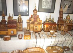 Оригінальні вироби з дерева митця П. Милька