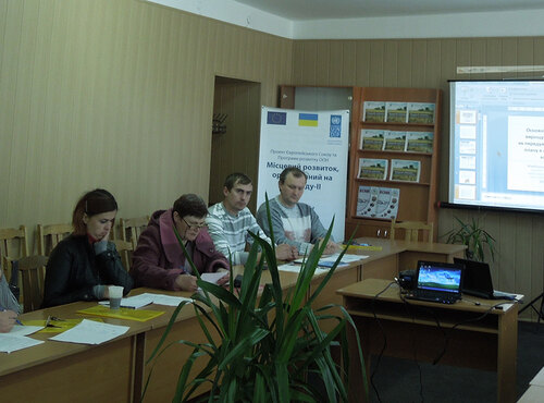Навчання представників сільських громад з питань управління та планування діяльності у сільськогосподарських обслуговуючих кооперативах