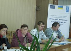 Навчання представників сільських громад з питань управління та планування діяльності у сільськогосподарських обслуговуючих кооперативах