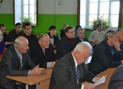 «Серед людей і для людей»