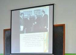«Серед людей і для людей»