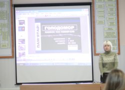 Вшанування пам'яті жертв Голодомору: виховна година на кафедрі фінансів і кредиту