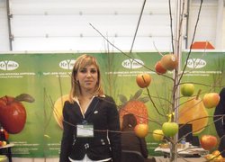 Випускниця УНУС 2010 р. за спеціальністю "Плодоовочівництво і виноградарство" Яна Новіцька (ПрАТ "Кримська фруктова компанія")