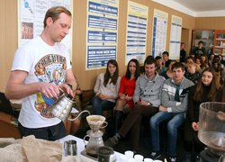 Бариста — фахівець з приготування кави
