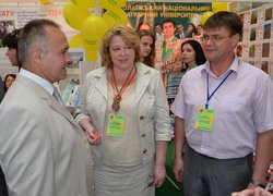 Зустріч з випускником та колишнім викладачем університету Володимиром Воєводіним
