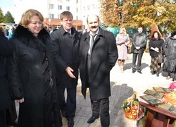 директор Департаменту науково-освітнього забезпечення АПВ та розвитку сільських територій Сергій Кадигроб;