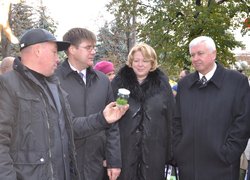 Наукову міць, навчальні досягнення та історичні традиції найстарішого ВНЗ держави із 170- річною історією – Уманського НУС – гідно представлено на Дні міста