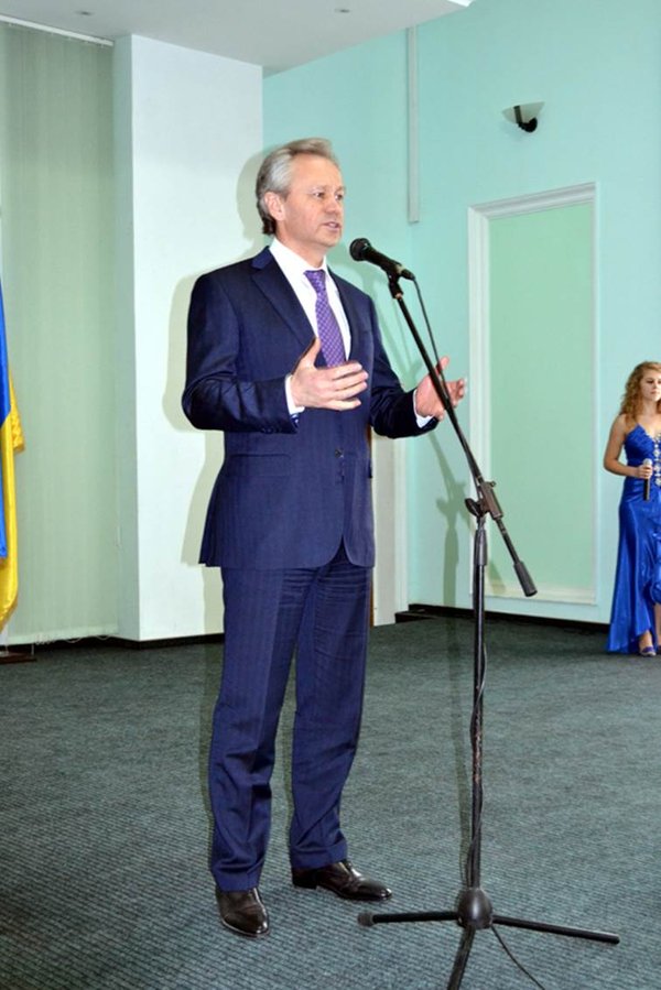 Святковий концерт творчих колективів Уманського національного університету садівництва у Міністерстві аграрної політики та продовольства України