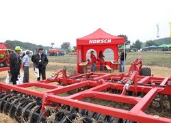 Рада молодих учених на Дні поля в Німецькому аграрному центрі
