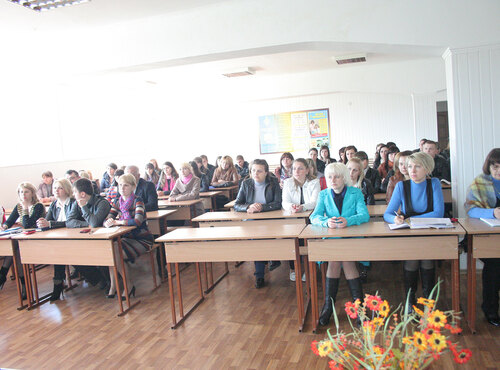 Problems and ways of adaptation of university graduates at work