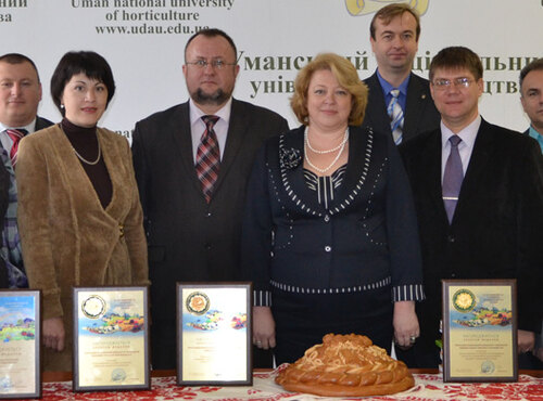 Наукова та інноваційна діяльність УНУС у 2013 році