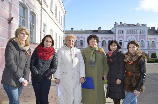 Зупинимо СНІД разом!