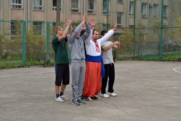 Козацькому роду нема переводу