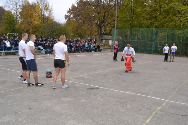 Козацькому роду нема переводу